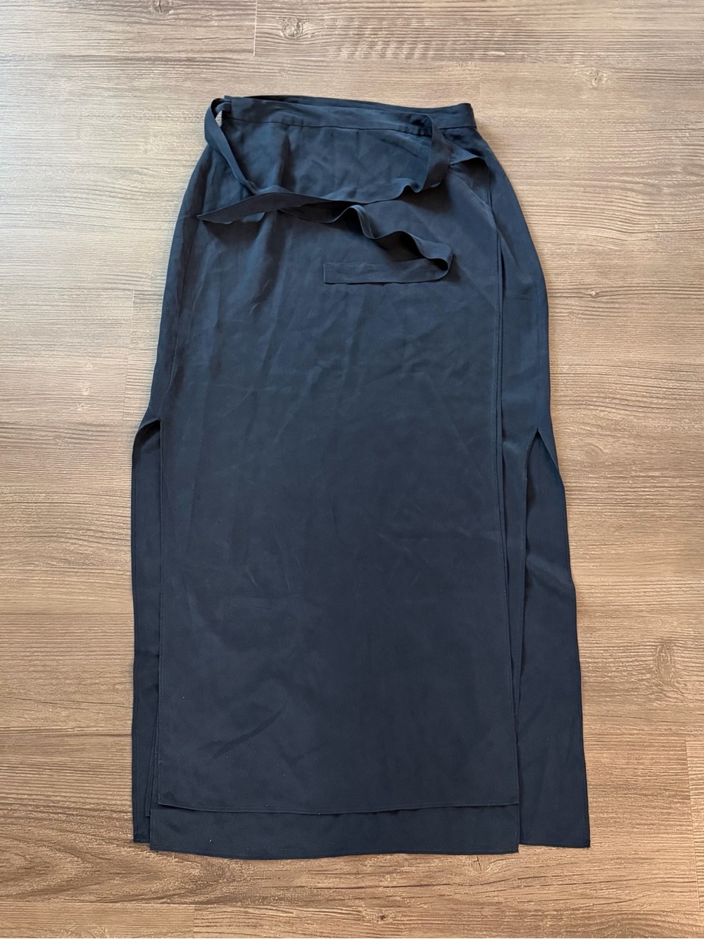 Laura Ashley 100% Silk Black Wrap Maxi Skirt Tie Waist Size 8